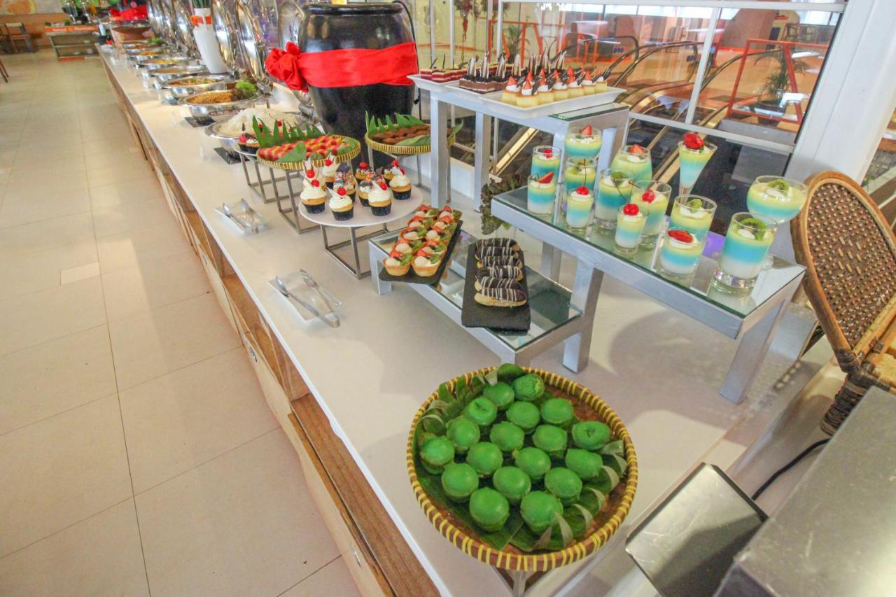 Harris Hotel Pontianak Dış mekan fotoğraf